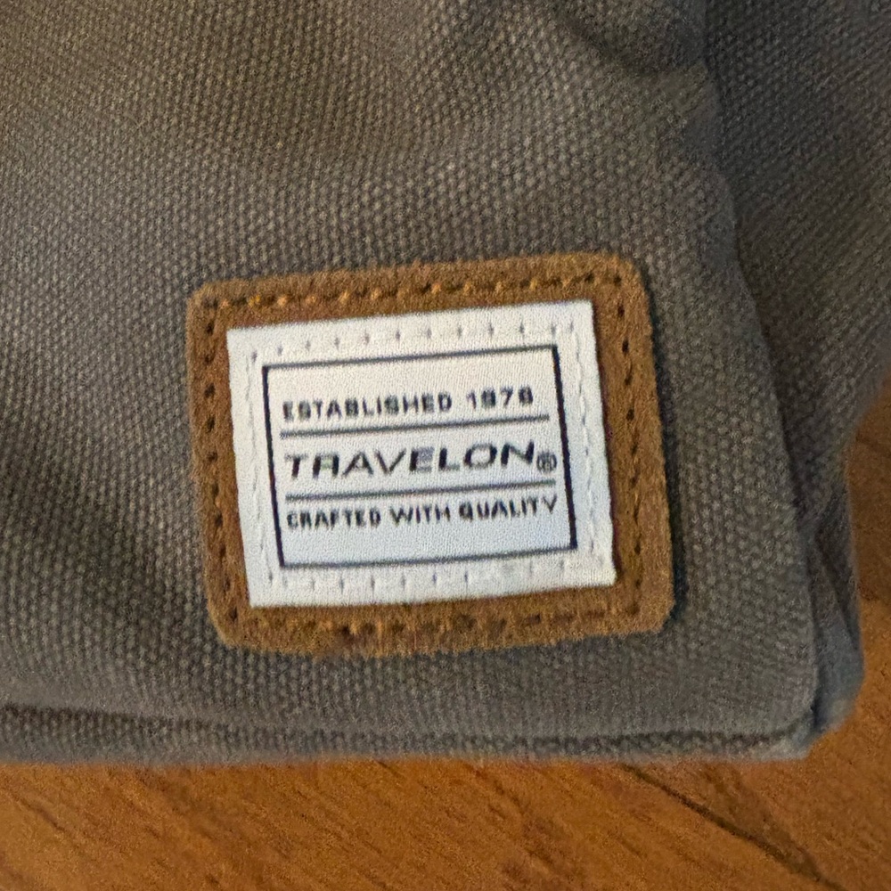 Grey Travelon Carry On Bag - Picture 3 of 4